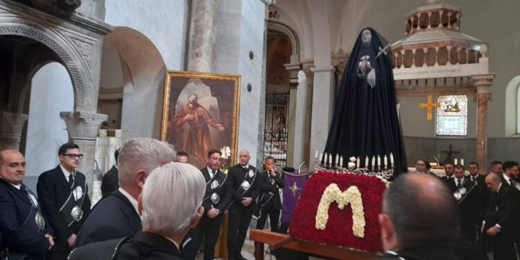 Canosa: La devozione popolare per l’Addolorata