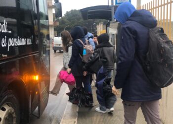 Canosa: Aree sosta bus in condizioni di estremo abbandono