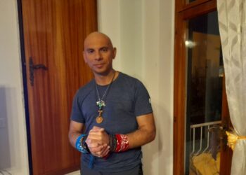 Prima tappa a Canosa per Riccardo Di Teo in cammino a piedi nel mondo